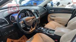 کرایسلەر 300